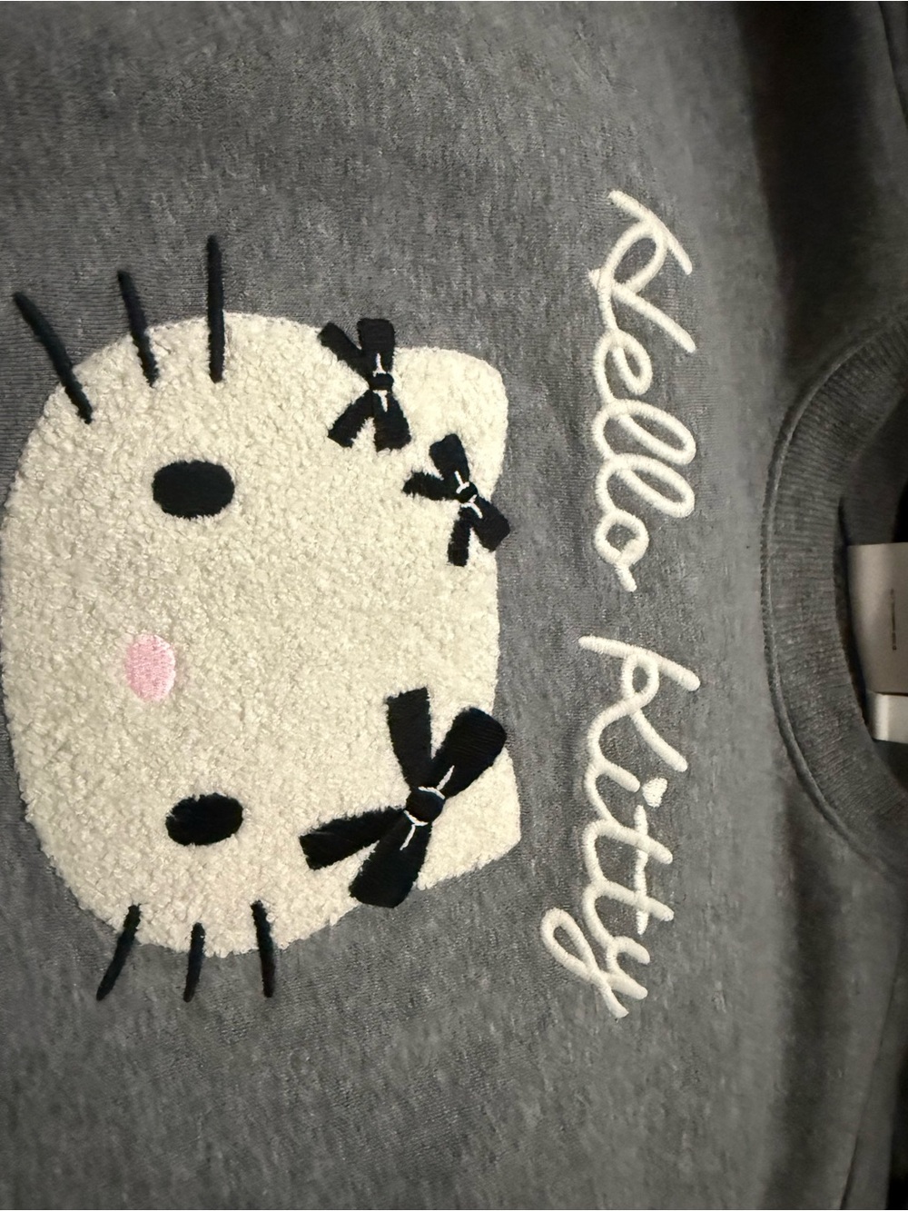 Sanrio Hello Kitty Gray, black and white Bow Lounge Set - Picture 2 of 5